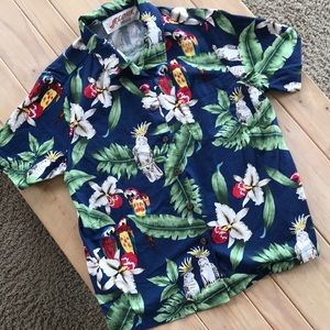 Vintage Woman’s Hawaiian Shirt 🌴